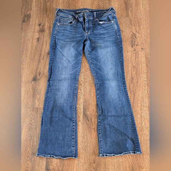 American Eagle kick boot jeans 12 - Picture 1 of 2
